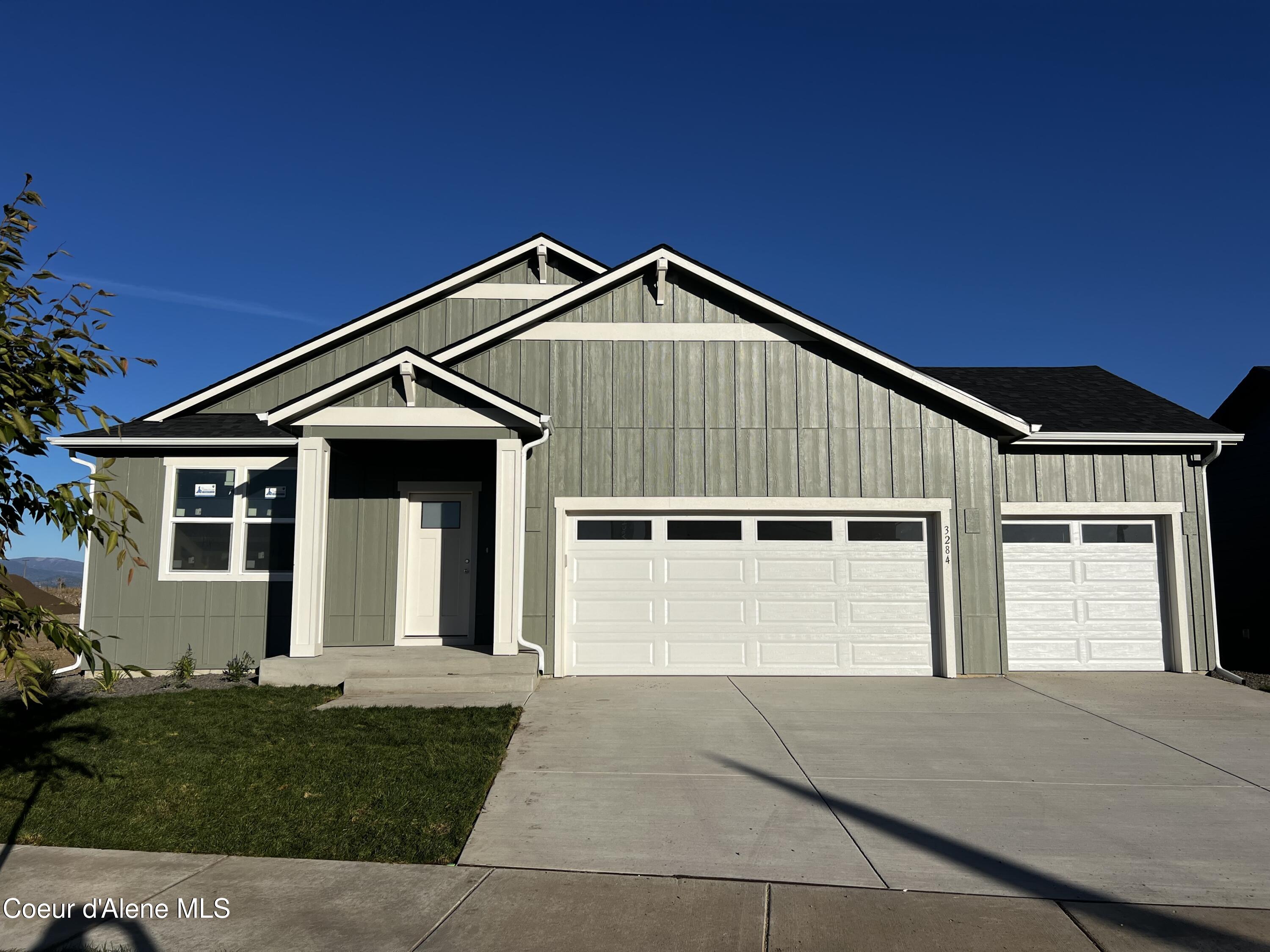 Post Falls, Idaho, 83854, United States, 3 Bedrooms Bedrooms, ,Residential,For Sale,1976104