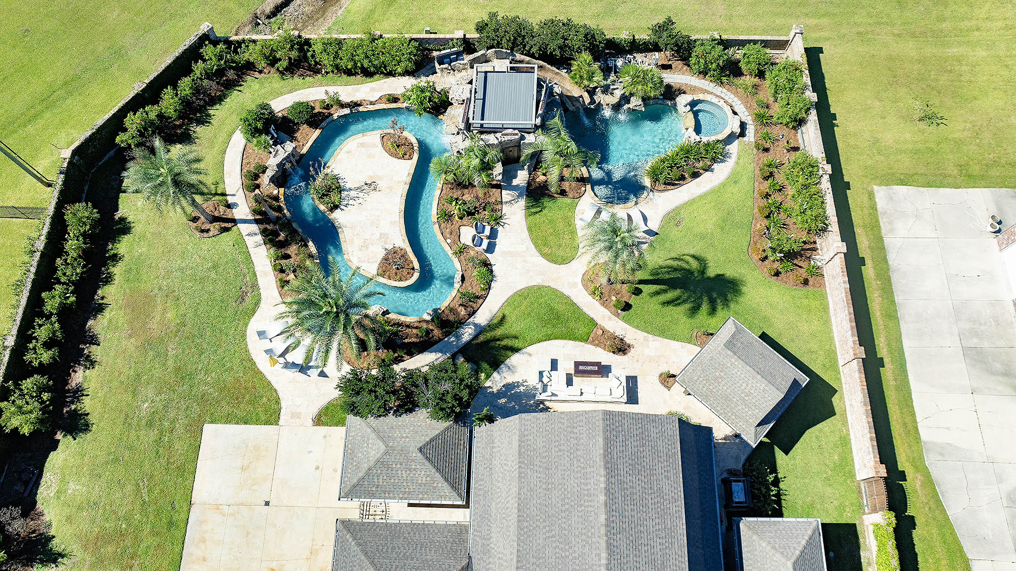 Houma, Louisiana, 70360, United States, 4 Bedrooms Bedrooms, ,5 BathroomsBathrooms,Residential,For Sale,1992086