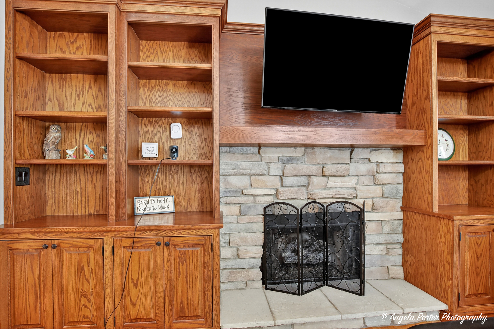 Mchenry, Illinois, 60051, United States, 4 Bedrooms Bedrooms, ,4 BathroomsBathrooms,Residential,For Sale,2006367