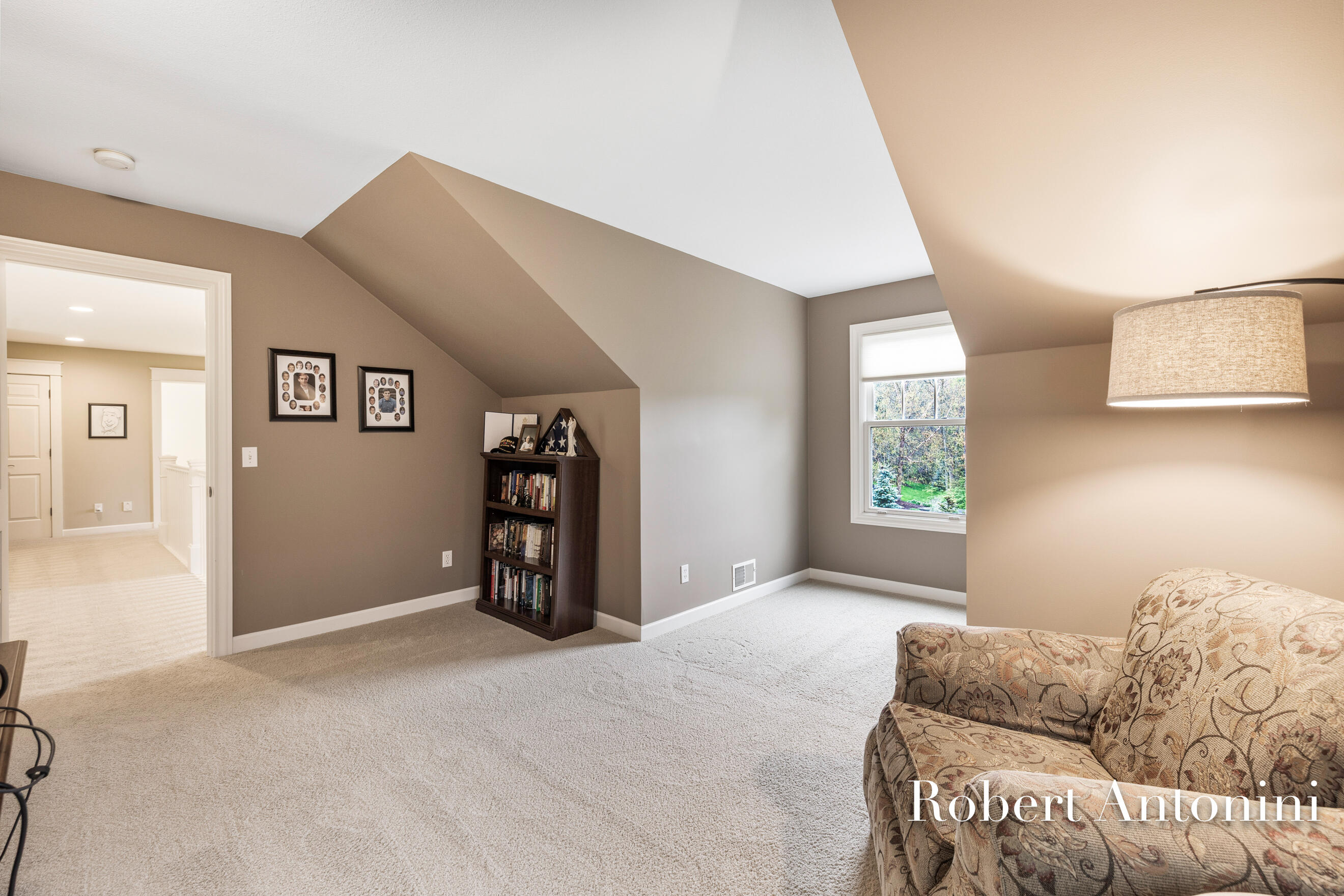 Grand Rapids, Michigan, 49525, United States, 5 Bedrooms Bedrooms, ,4 BathroomsBathrooms,Residential,For Sale,1837852