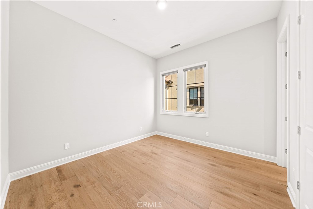 Irvine, California, 92602, United States, 5 Bedrooms Bedrooms, ,6 BathroomsBathrooms,Residential,For Sale,1982881