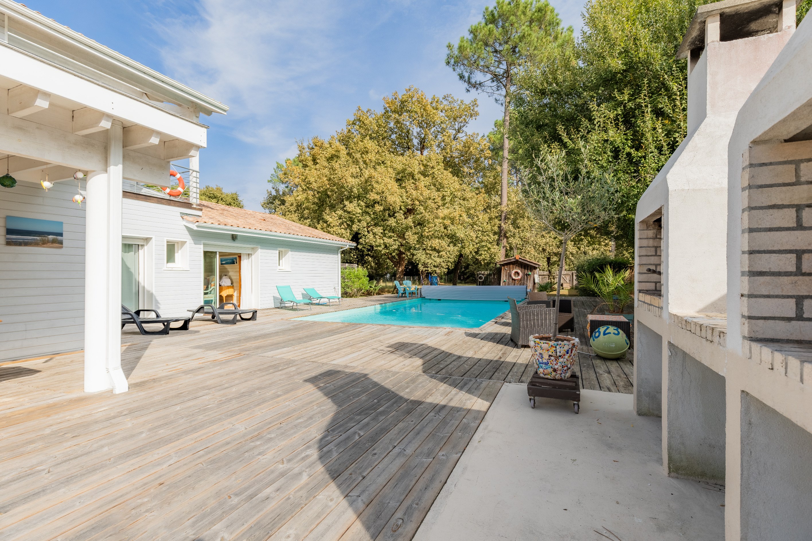  FAMILY HOME – 5 BEDROOMS – SWIMMING POOL – NEAR THE VILLAGE AND BEACHES - 物件實景