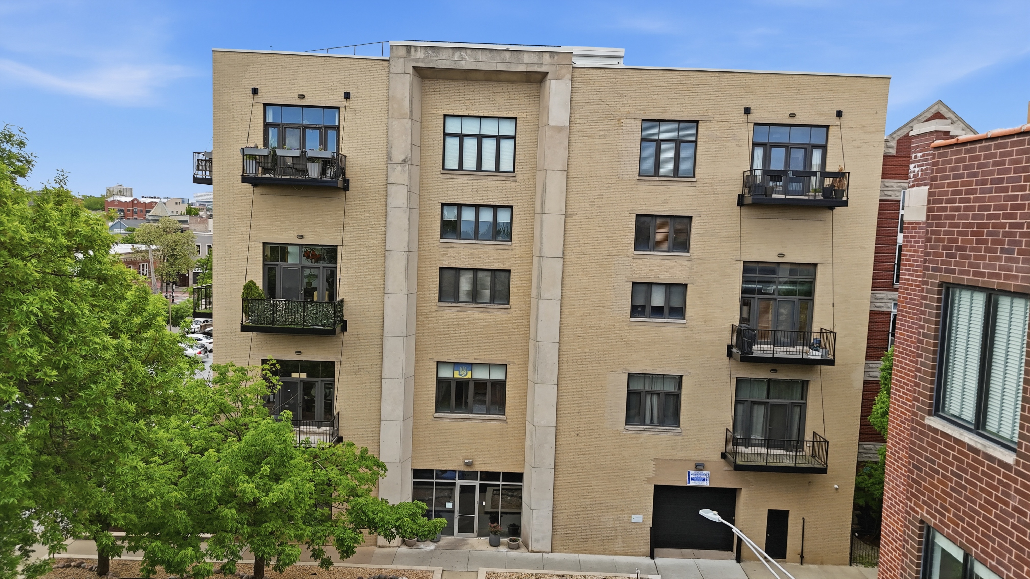 Penthouse Loft in the Heart of Ukrainian Village - 物件實景