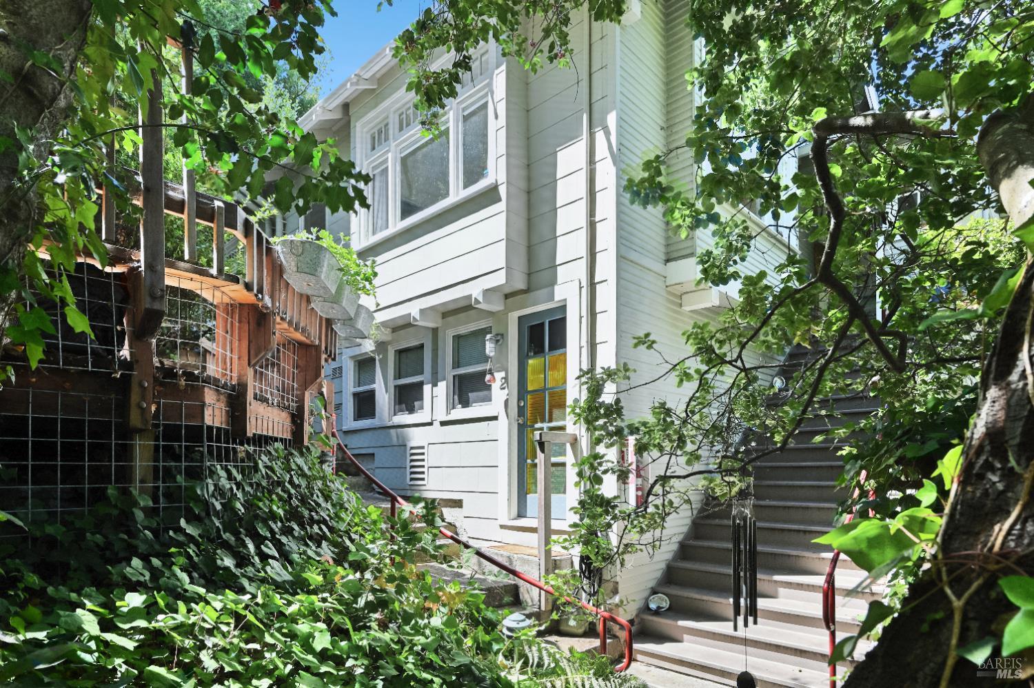 Mill Valley, California, 94941, United States, ,Residential,For Sale,1974805