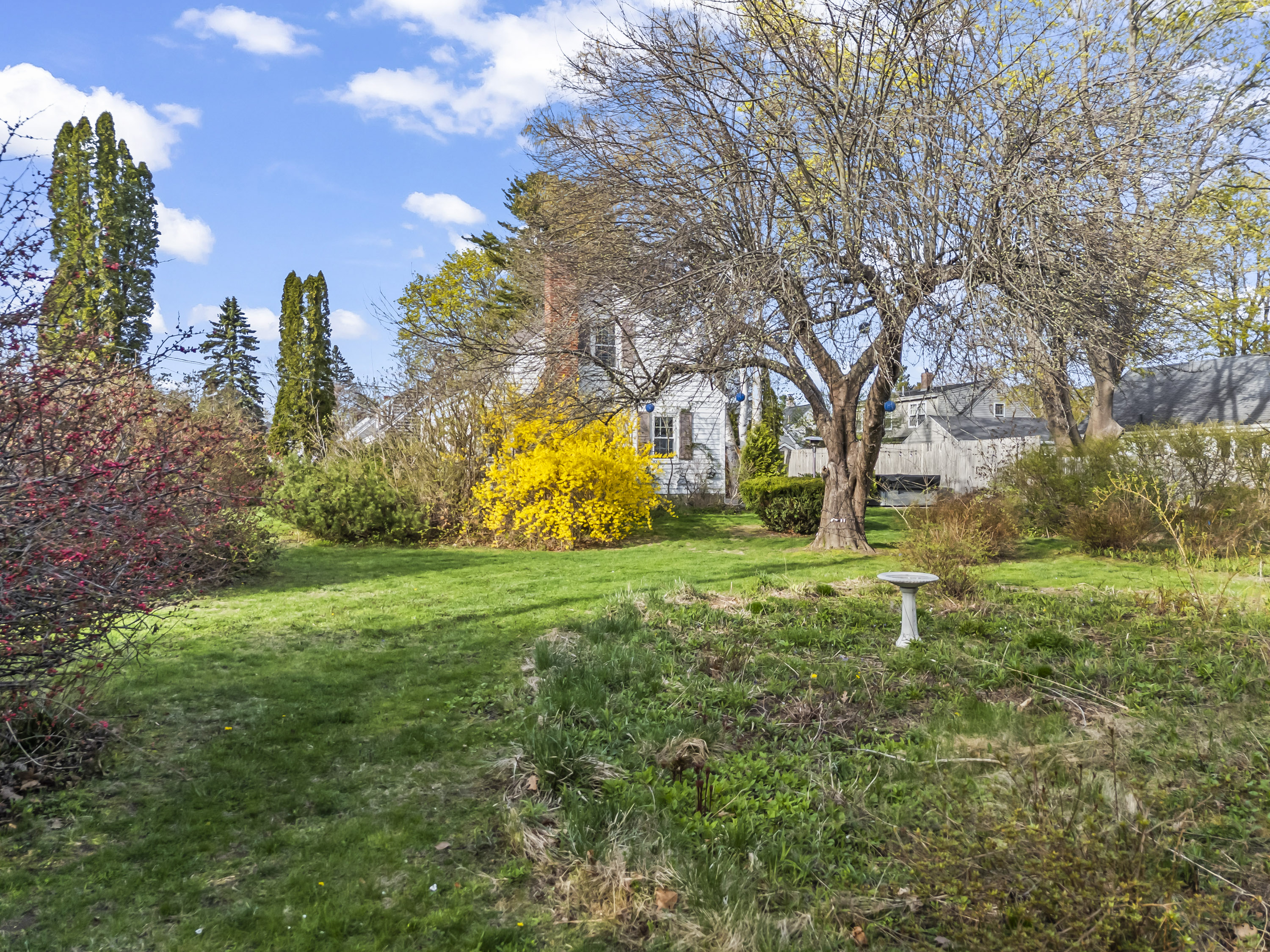Falmouth, Maine, 04105, United States, 3 Bedrooms Bedrooms, ,2 BathroomsBathrooms,Residential,For Sale,1794593