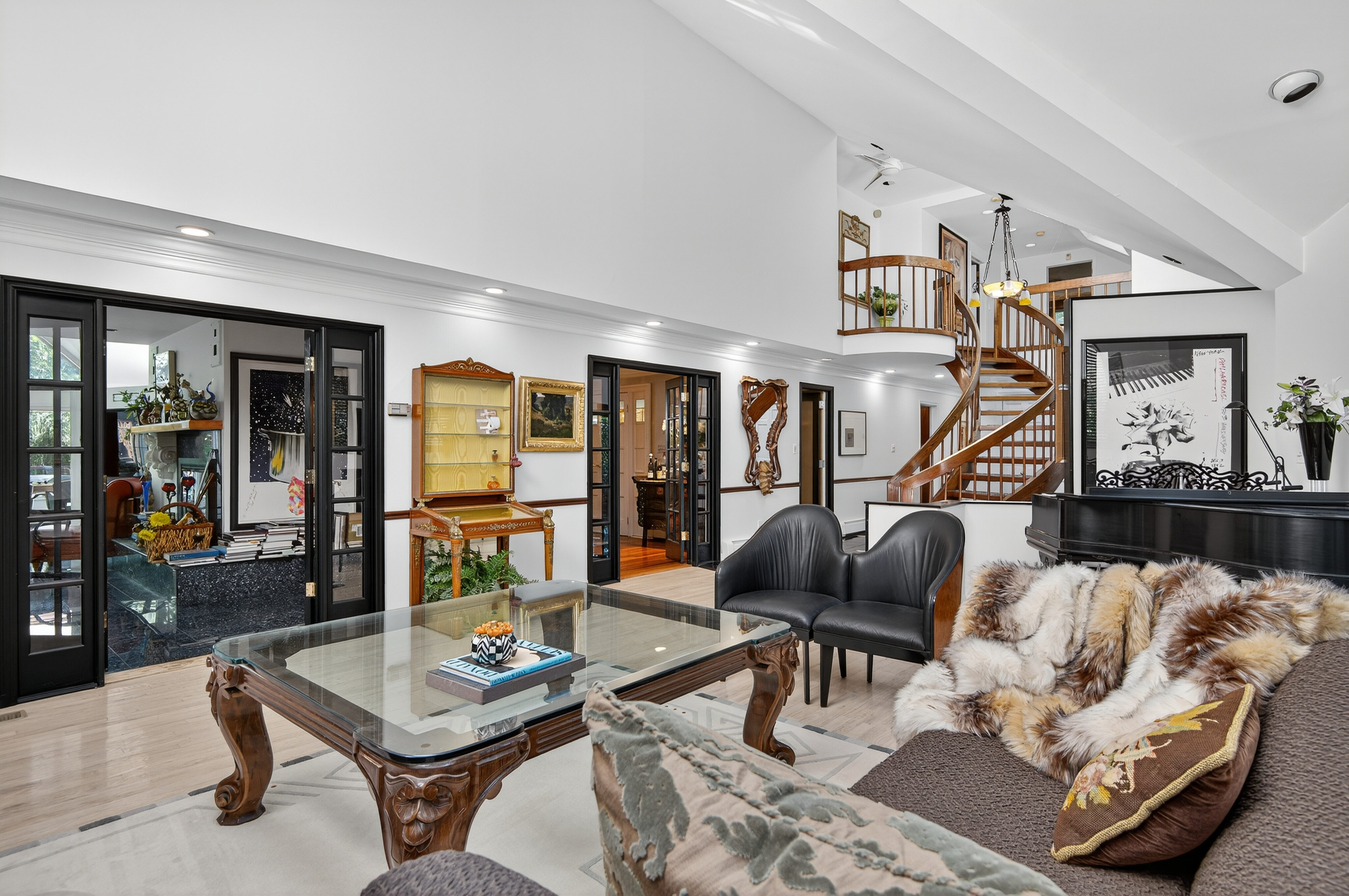  9 Applegreen Drive, Old Westbury, NY 11568 - 物件實景