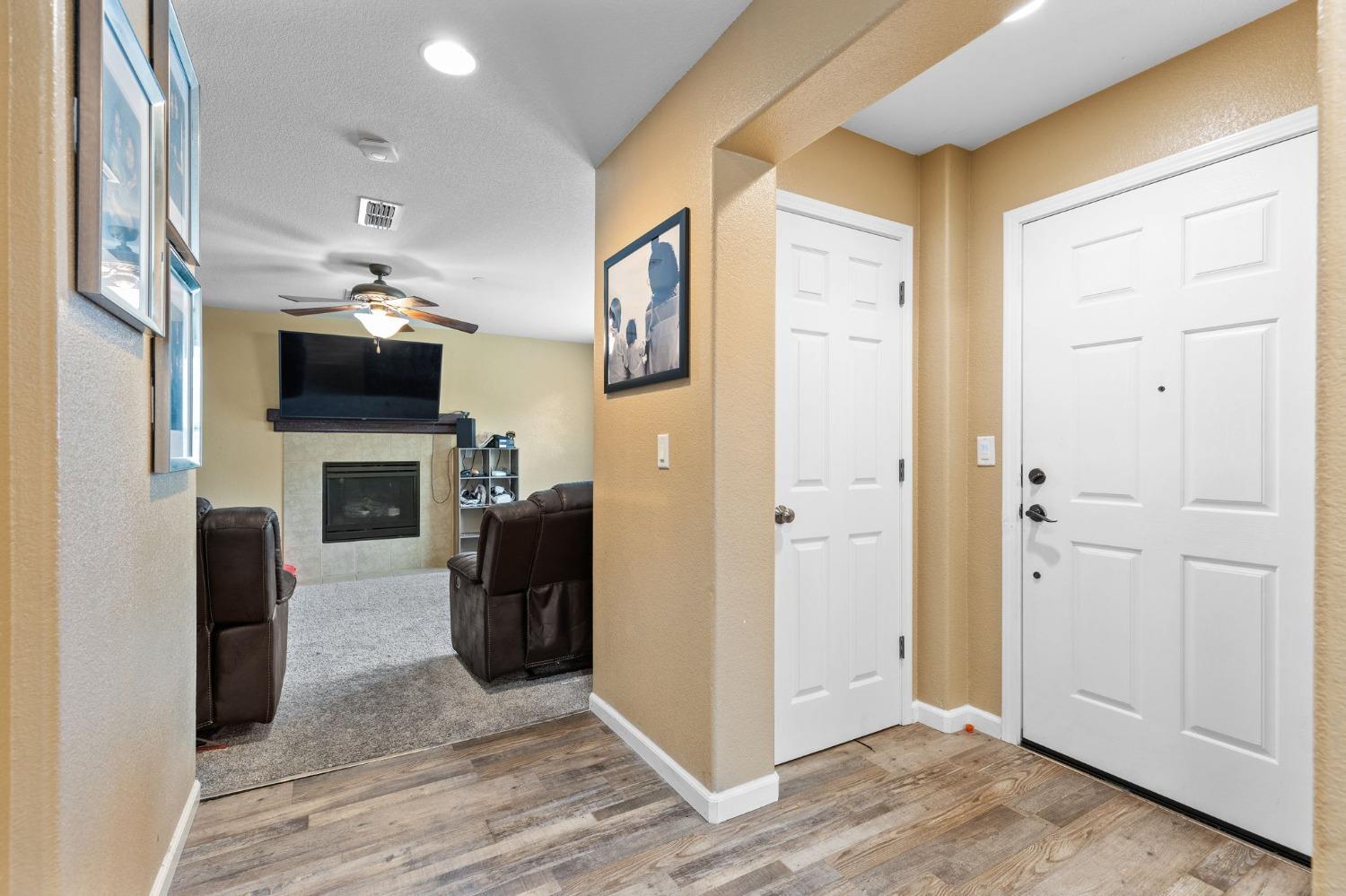 Woodland, California, 95776, United States, 3 Bedrooms Bedrooms, ,3 BathroomsBathrooms,Residential,For Sale,1910654