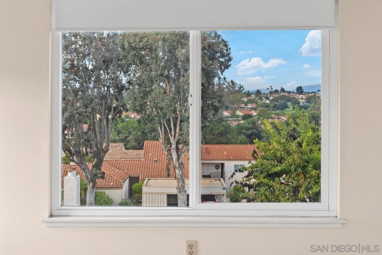 San Diego, California, 92128, United States, 2 Bedrooms Bedrooms, ,2 BathroomsBathrooms,Residential,For Sale,1991456