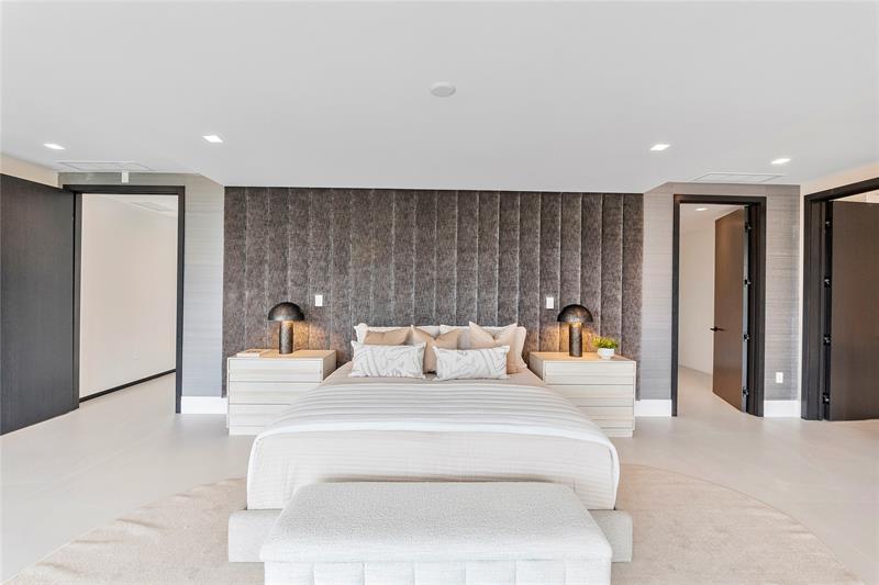 681 Golden Harbour Drive, Boca Raton, Florida, 33432, United States, 6 Bedrooms Bedrooms, ,7 BathroomsBathrooms,Residential,For Sale,681 Golden Harbour Drive,1680950