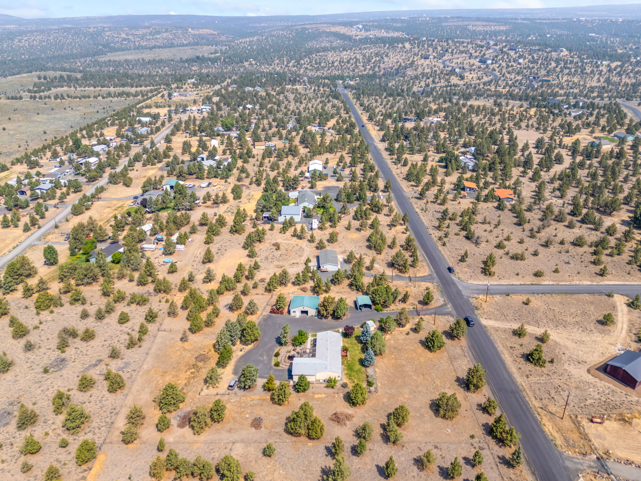 Prineville, Oregon, 97754, United States, 4 Bedrooms Bedrooms, ,2 BathroomsBathrooms,Residential,For Sale,1919985