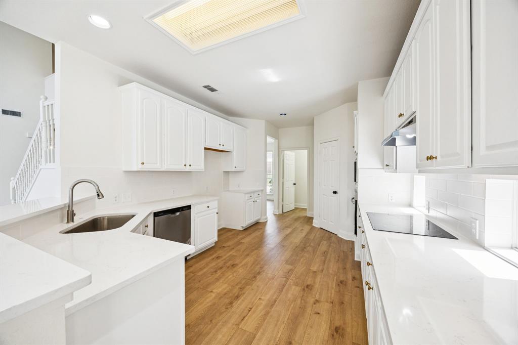 Plano, Texas, 75074, United States, 5 Bedrooms Bedrooms, ,4 BathroomsBathrooms,Residential,For Sale,1956892