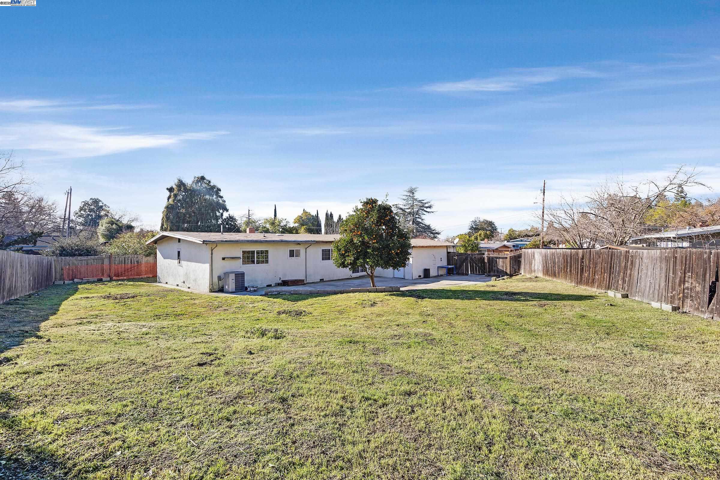 Concord, California, 94521, United States, 4 Bedrooms Bedrooms, ,2 BathroomsBathrooms,Residential,For Sale,1691413