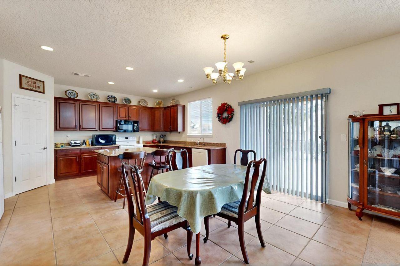 Rio Rancho, New Mexico, 87124, United States, 4 Bedrooms Bedrooms, ,3 BathroomsBathrooms,Residential,For Sale,1804935