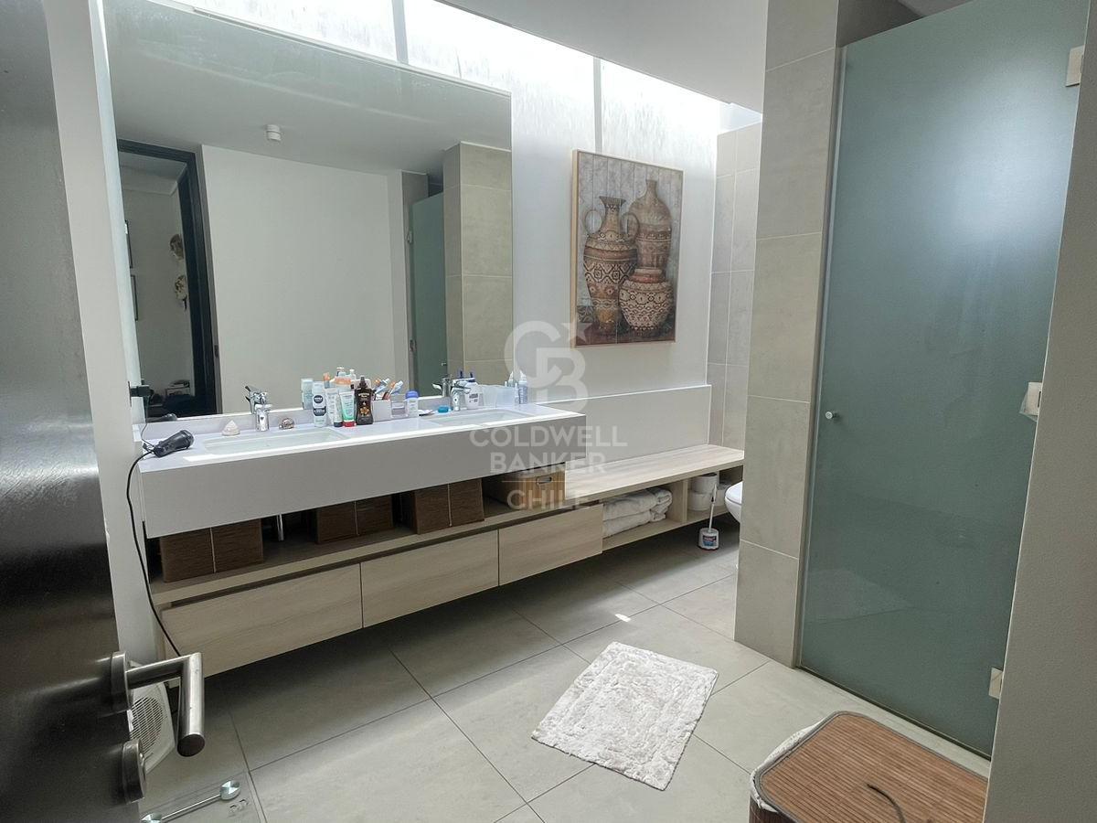 Colina, Chile, 4 Bedrooms Bedrooms, ,4 BathroomsBathrooms,Residential,For Sale,1687172