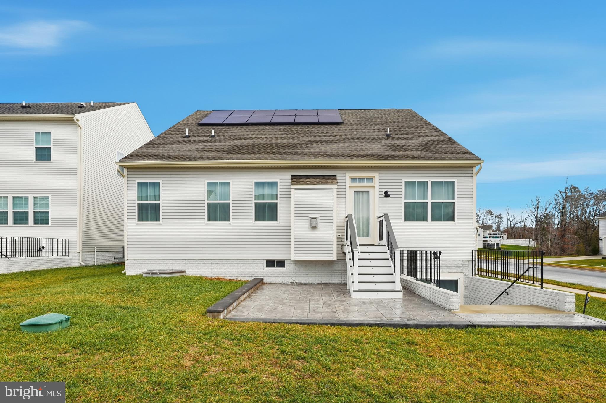 Jeffersonton, Virginia, 22724, United States, 4 Bedrooms Bedrooms, ,3 BathroomsBathrooms,Residential,For Sale,2005610