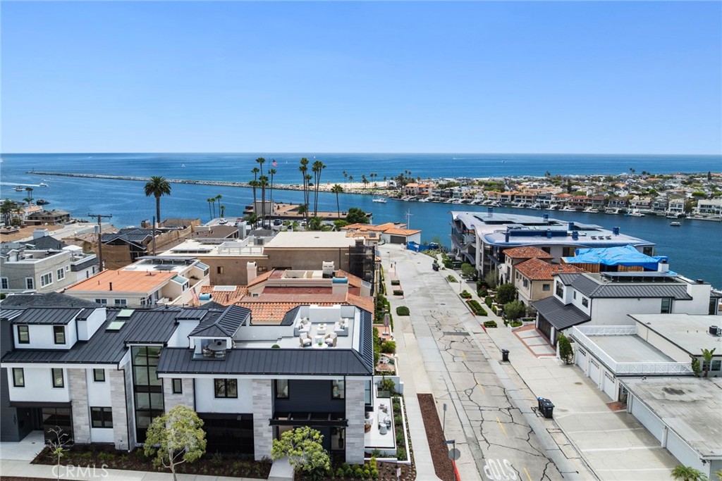 Corona del Mar, California, 92625, United States, 4 Bedrooms Bedrooms, ,5 BathroomsBathrooms,Residential,For Sale,1903462