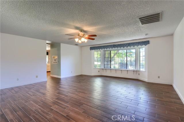 Ahwahnee, California, 93601, United States, 3 Bedrooms Bedrooms, ,2 BathroomsBathrooms,Residential,For Sale,1888676