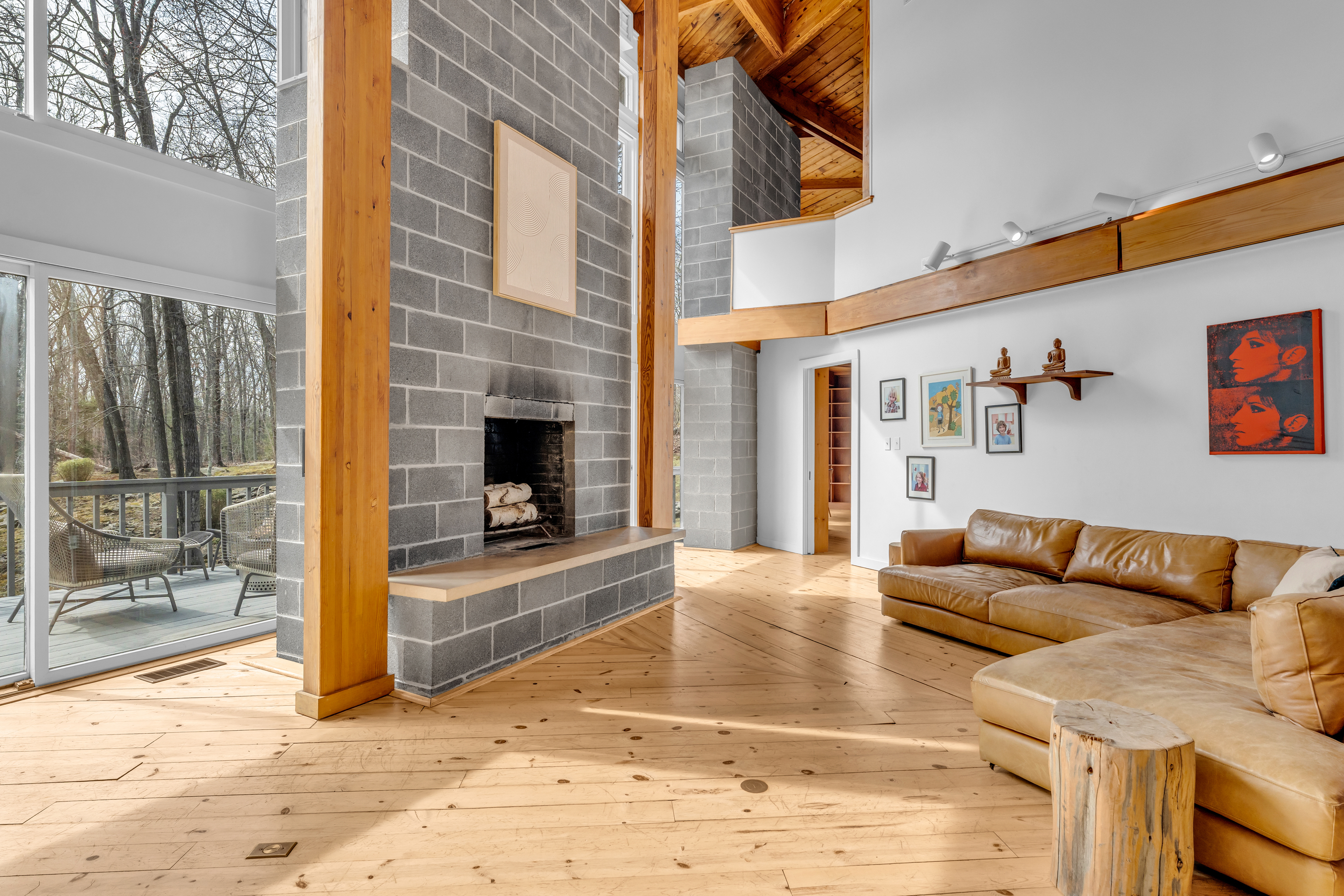  401 Three Corners Road - 物件實景