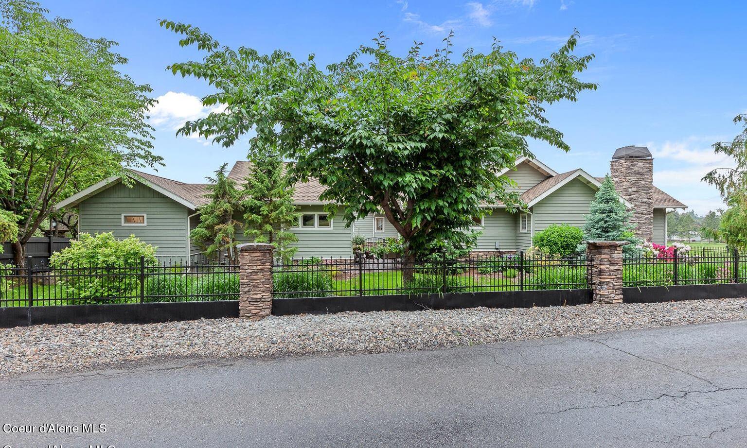 Hayden Lake, Idaho, 83835, United States, 4 Bedrooms Bedrooms, ,5 BathroomsBathrooms,Residential,For Sale,1990464