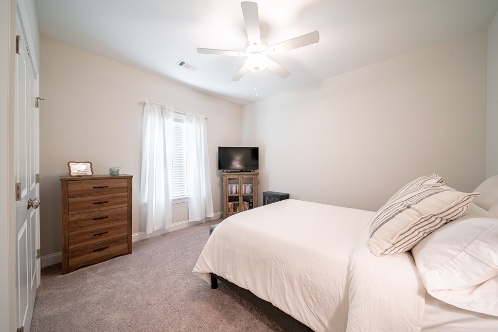 Fortson, Georgia, 31808, United States, 5 Bedrooms Bedrooms, ,4 BathroomsBathrooms,Residential,For Sale,2009299