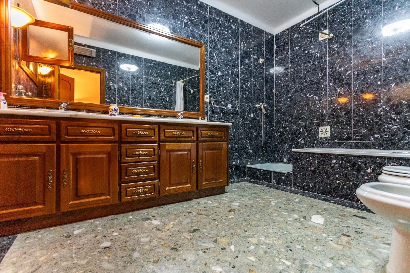 Alcanena, Santarém, 2380-506, PT, 9 Bedrooms Bedrooms, ,11 BathroomsBathrooms,Residential,For Sale,1700679
