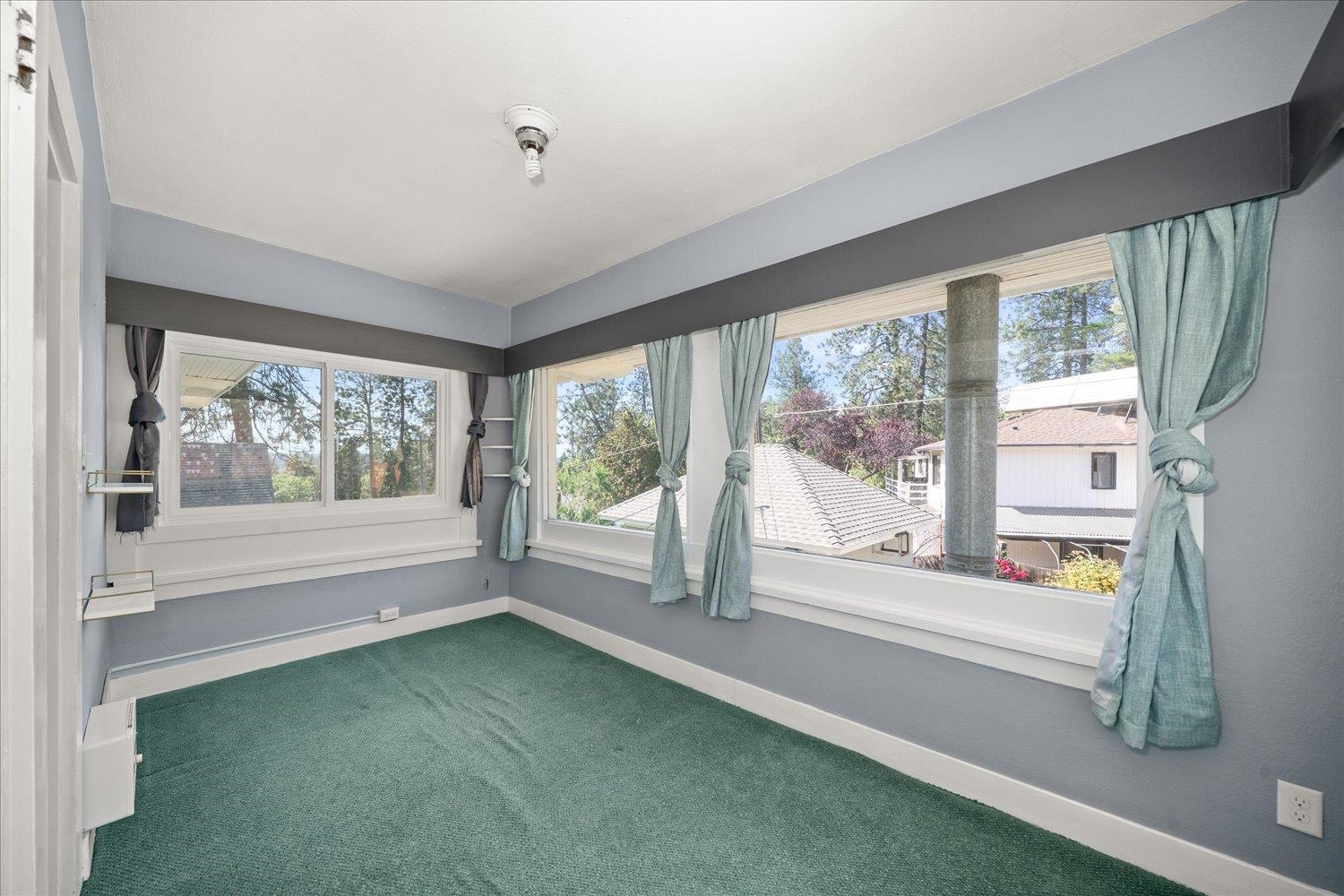 Spokane, Washington, 99204, United States, 4 Bedrooms Bedrooms, ,3 BathroomsBathrooms,Residential,For Sale,1937092
