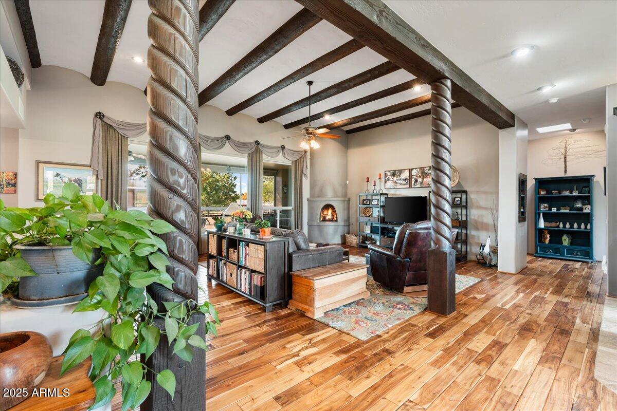 Camp Verde, Arizona, 86322, United States, 4 Bedrooms Bedrooms, ,3 BathroomsBathrooms,Residential,For Sale,1997165