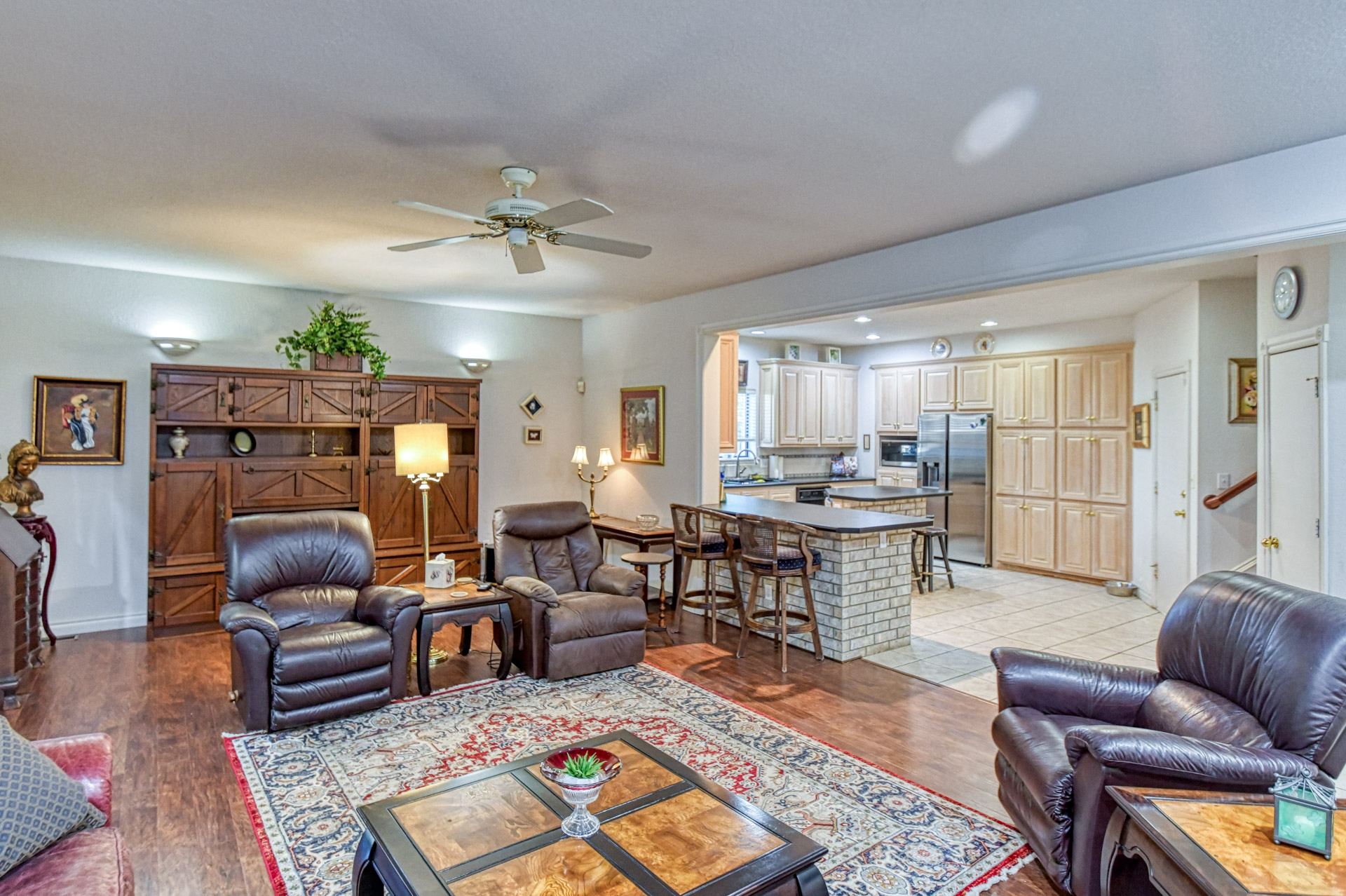 Norman, Oklahoma, 73072, United States, 4 Bedrooms Bedrooms, ,3 BathroomsBathrooms,Residential,For Sale,1967974