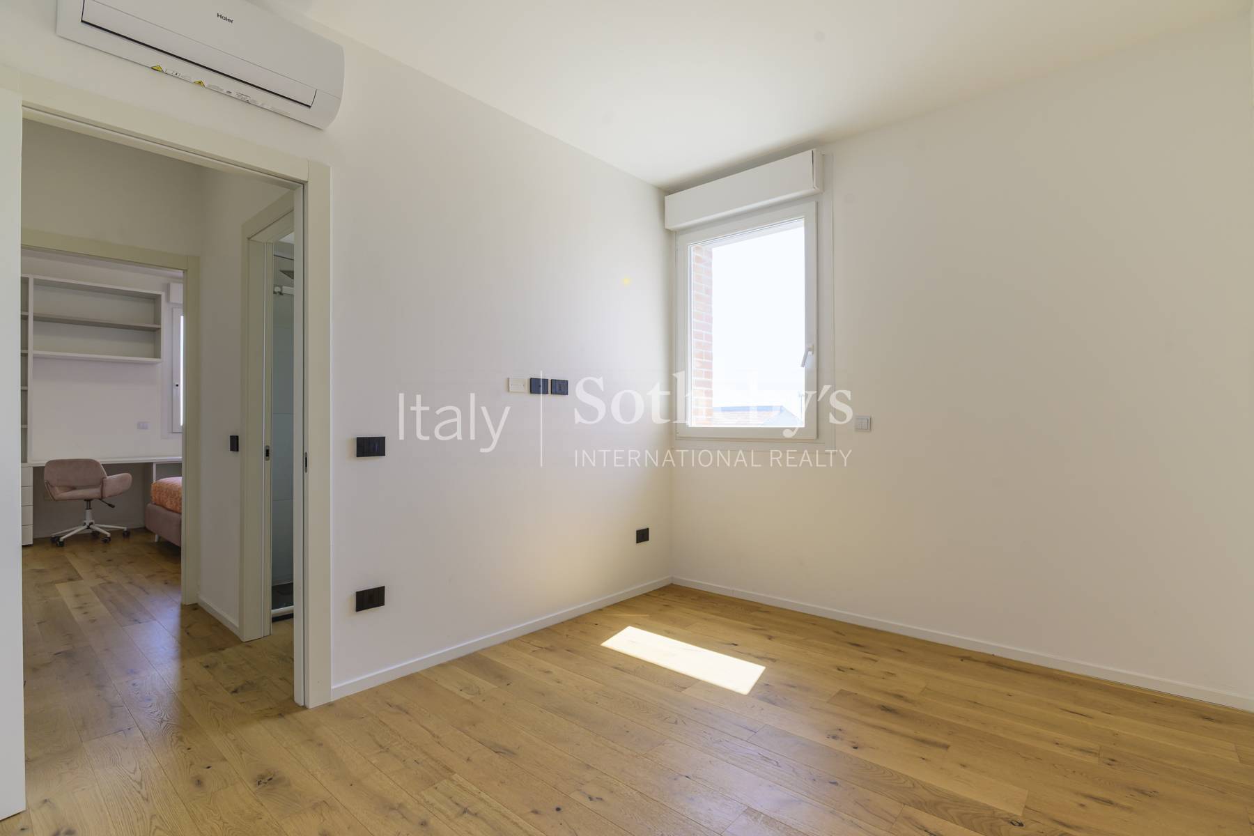  Renovated apartment with a livable terrace. - 物件實景