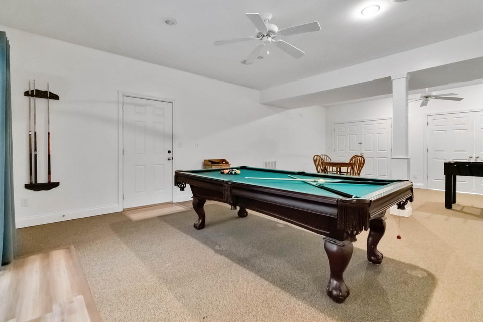 Burnside, Kentucky, 42519, United States, 5 Bedrooms Bedrooms, ,4 BathroomsBathrooms,Residential,For Sale,1978974