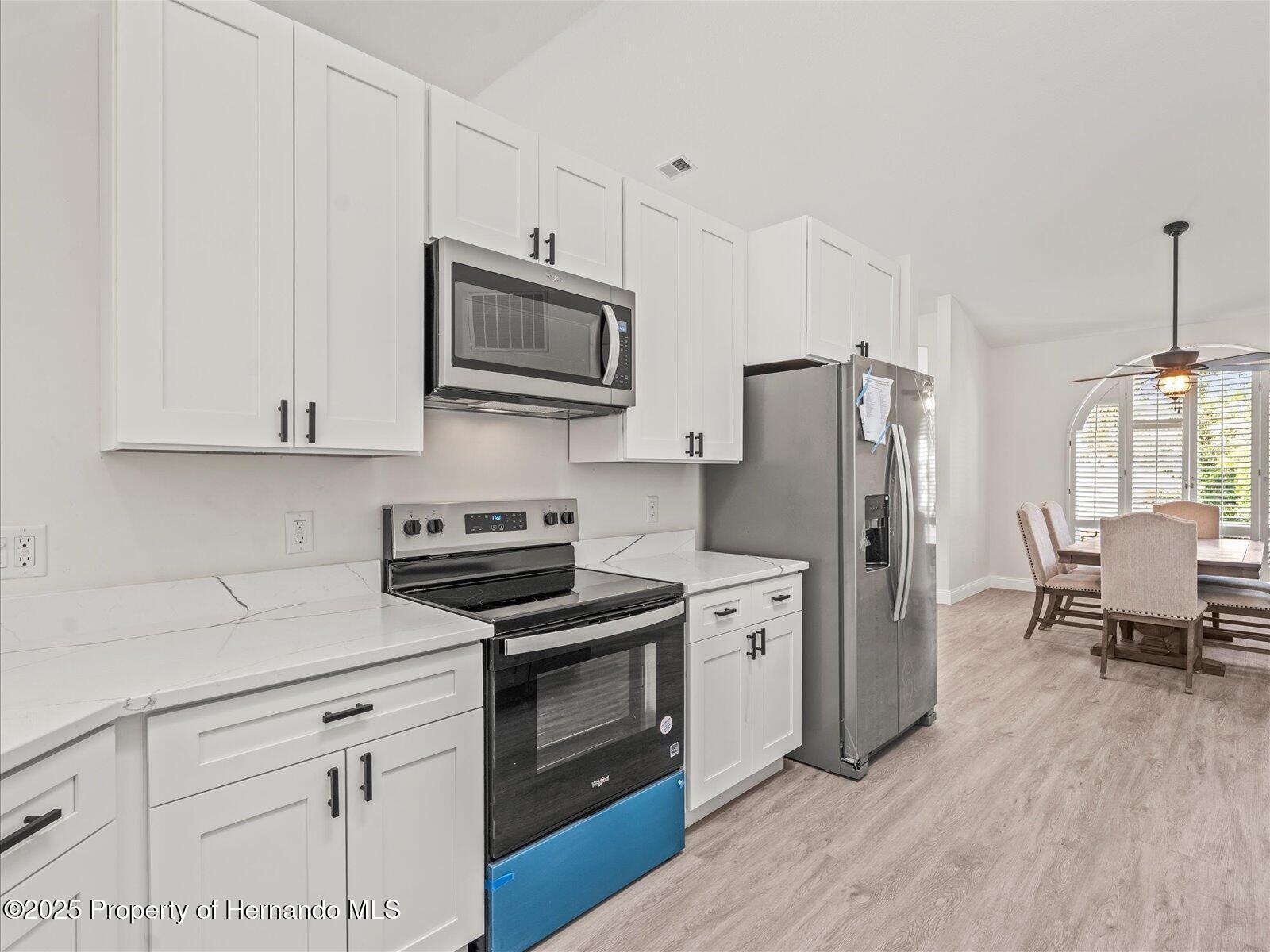Homosassa, Florida, 34446, United States, 3 Bedrooms Bedrooms, ,3 BathroomsBathrooms,Residential,For Sale,1939806