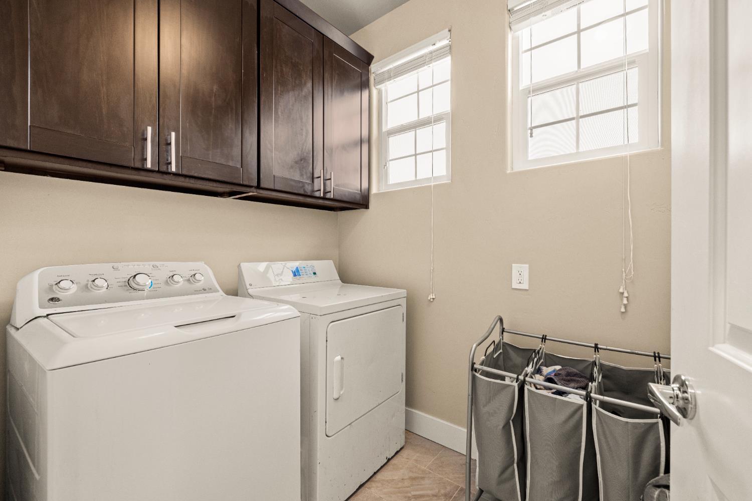 Placerville, California, 95667, United States, 4 Bedrooms Bedrooms, ,3 BathroomsBathrooms,Residential,For Sale,1973670