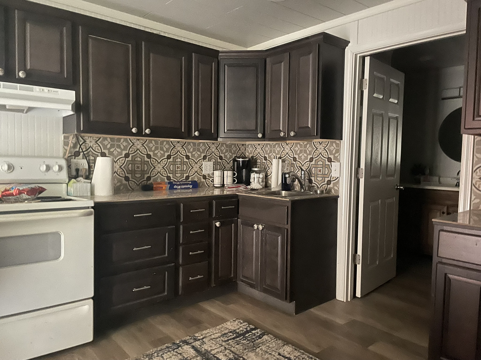 Cove, Arkansas, 71937, United States, 2 Bedrooms Bedrooms, ,Residential,For Sale,1938285