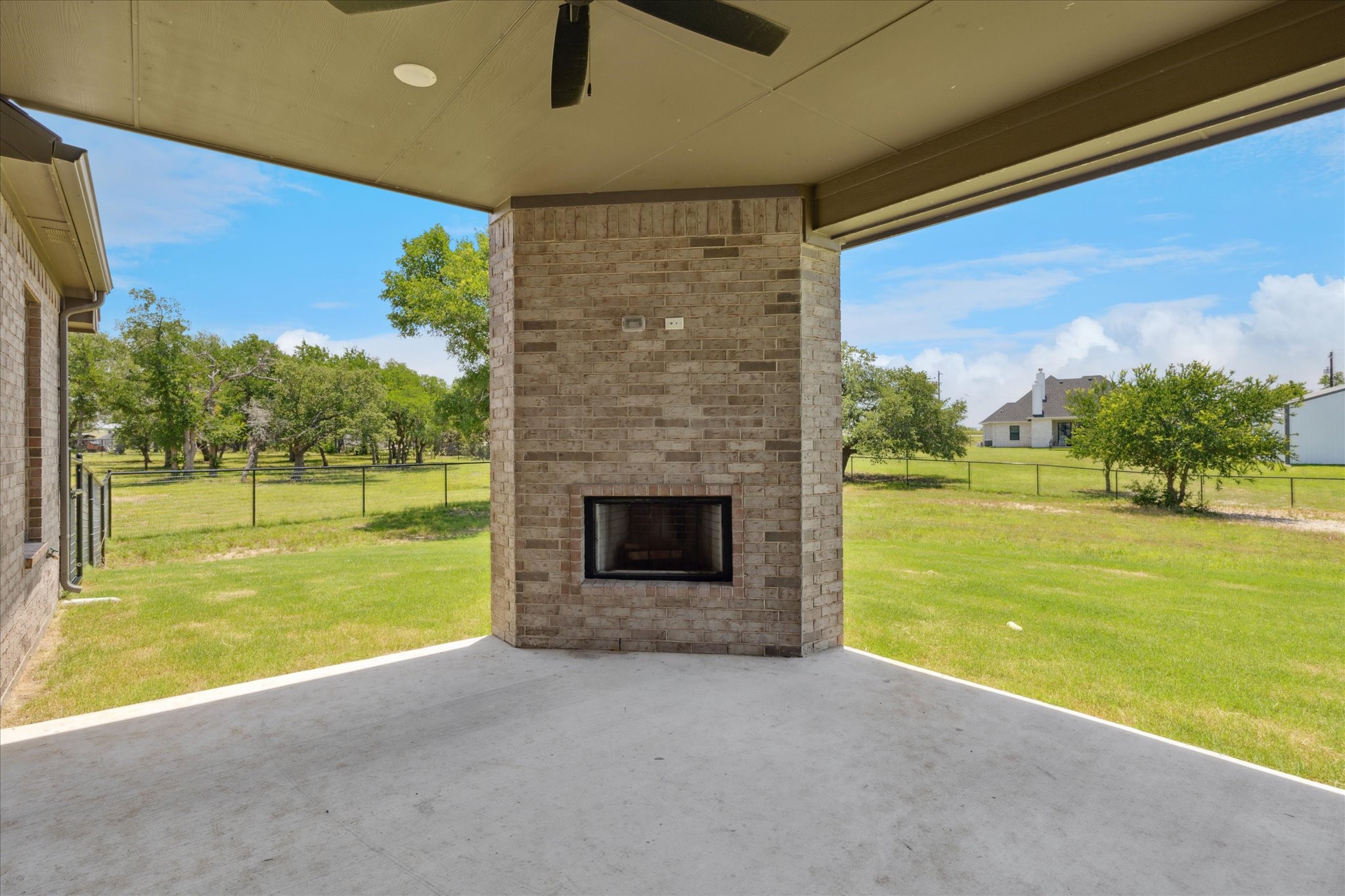 Weatherford, Texas, 76085, United States, 4 Bedrooms Bedrooms, ,3 BathroomsBathrooms,Residential,For Sale,1849963