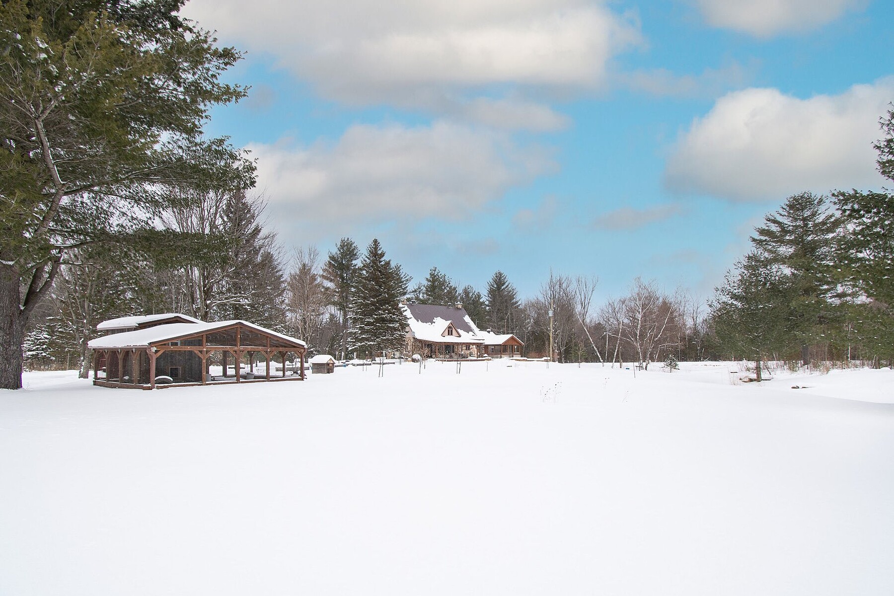  Hinchinbrooke, Montérégie - 物件實景