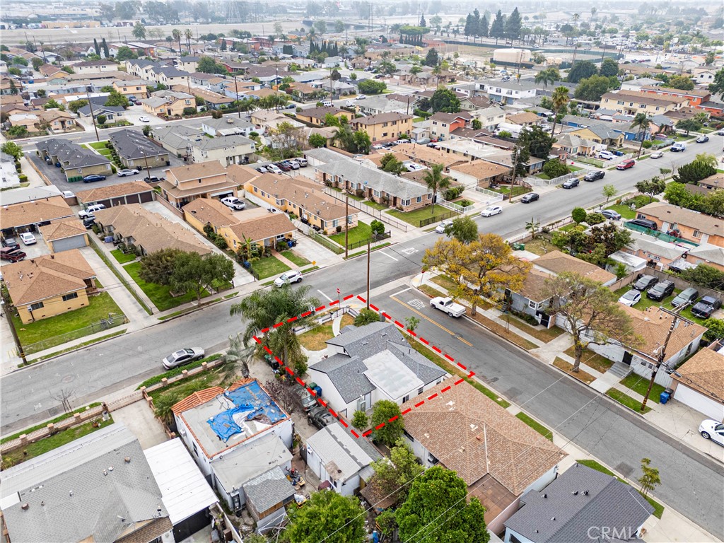 Bell, California, 90201, United States, 2 Bedrooms Bedrooms, ,1 BathroomBathrooms,Residential,For Sale,2048327