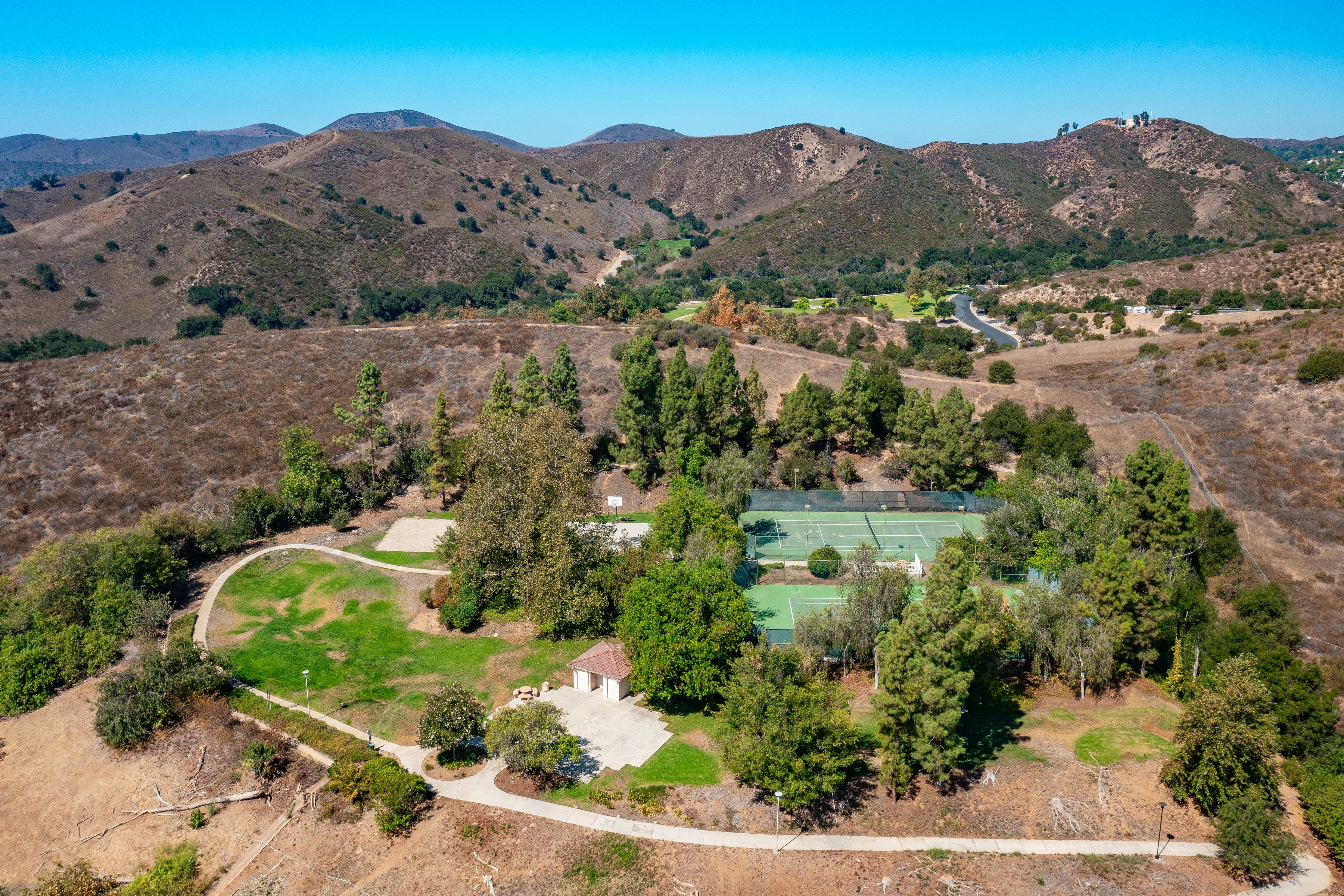  5728 Oak Bend Lane, 208, Oak Park - 物件實景