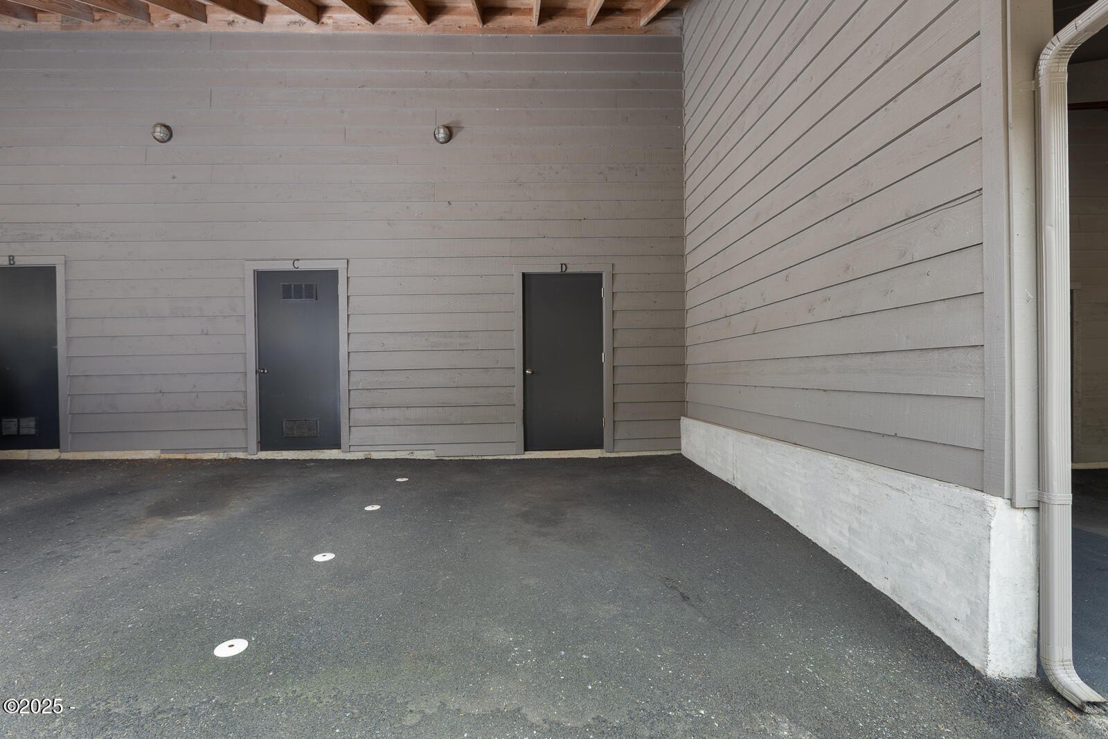 Lincoln City, Oregon, 97367, United States, 3 Bedrooms Bedrooms, ,2 BathroomsBathrooms,Residential,For Sale,1867179