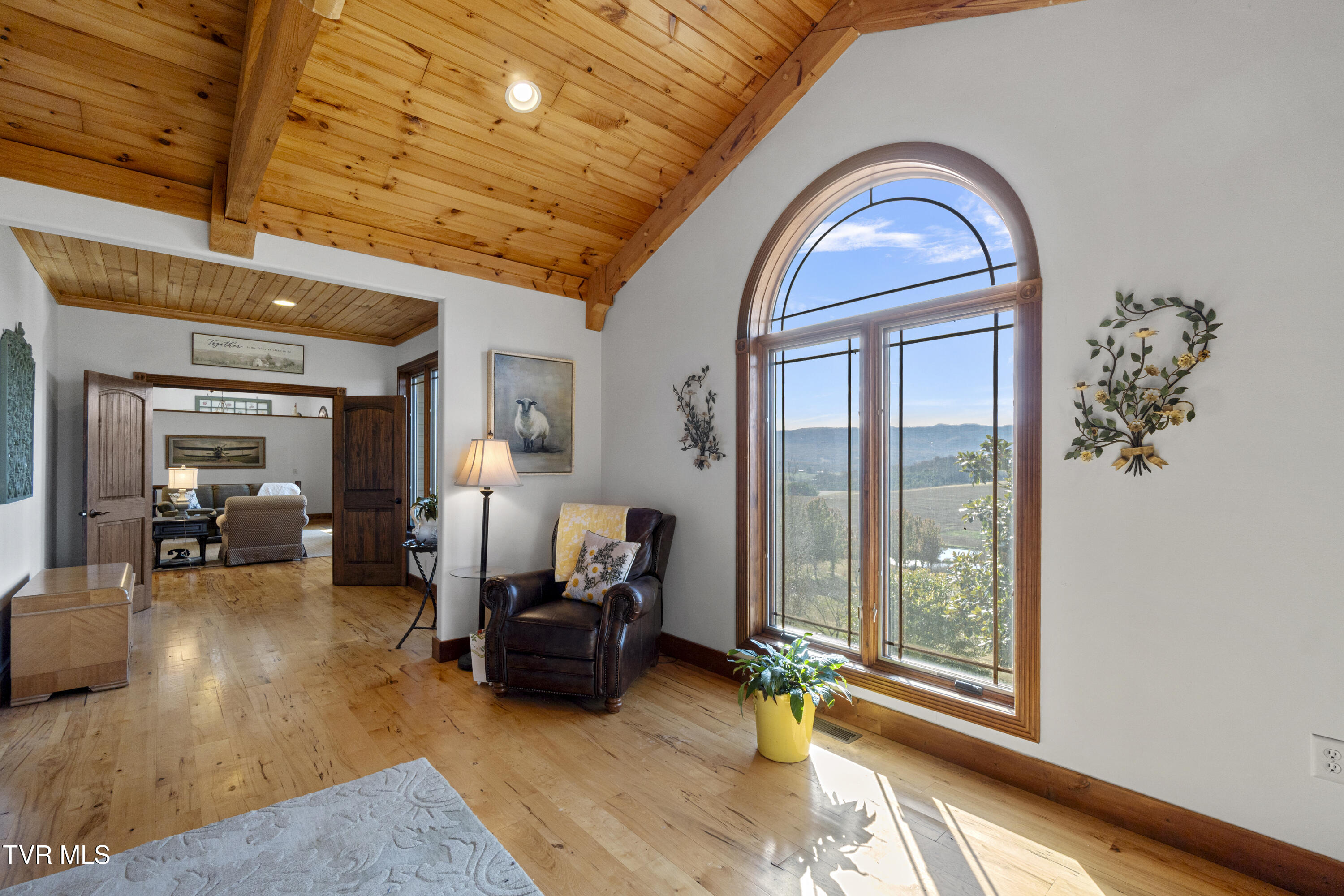 Parrottsville, Tennessee, 37843, United States, 5 Bedrooms Bedrooms, ,4 BathroomsBathrooms,Residential,For Sale,2005757