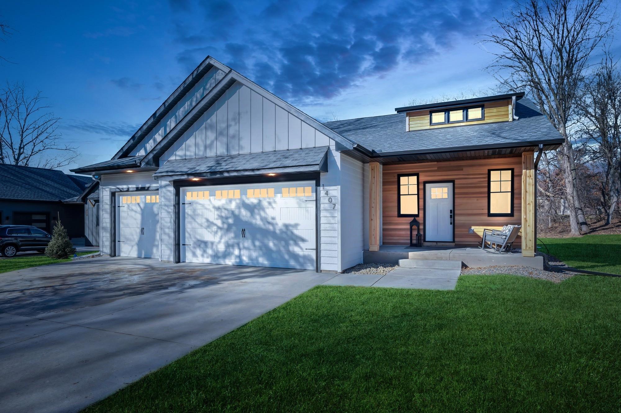 White Bear Lake, Minnesota, 55110, United States, 4 Bedrooms Bedrooms, ,2 BathroomsBathrooms,Residential,For Sale,1707741