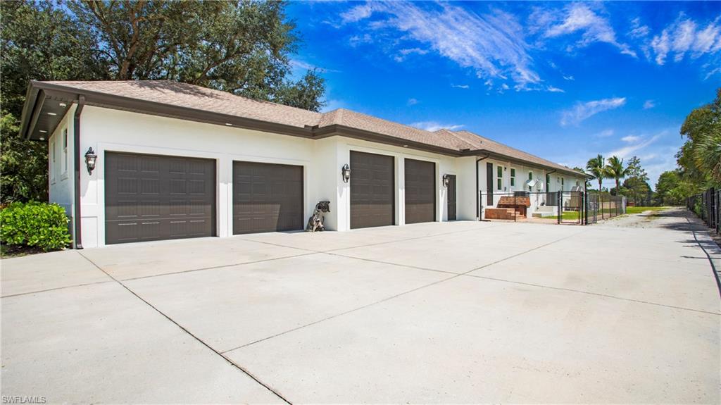 780 25th St SW, Naples, Florida, 34117, United States, 6 Bedrooms Bedrooms, ,5 BathroomsBathrooms,Residential,For Sale,780 25th St SW,1606659