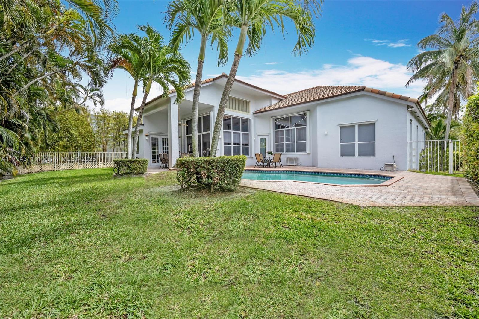 Davie, Florida, 33328, United States, 5 Bedrooms Bedrooms, ,4 BathroomsBathrooms,Residential,For Sale,1793011
