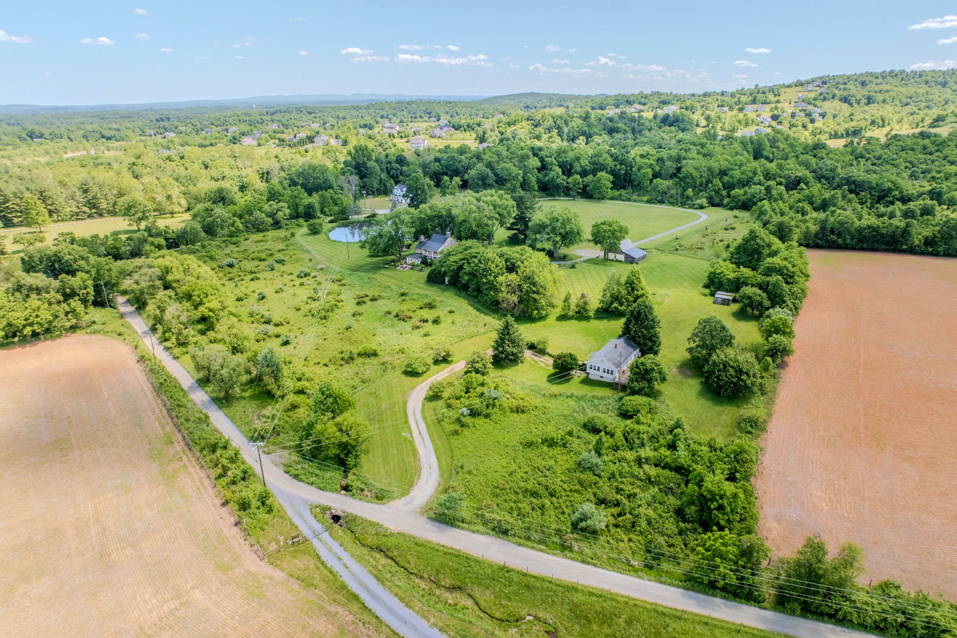  35339 Appalachian Trail Road, Round Hill, VA 20141 - 物件實景