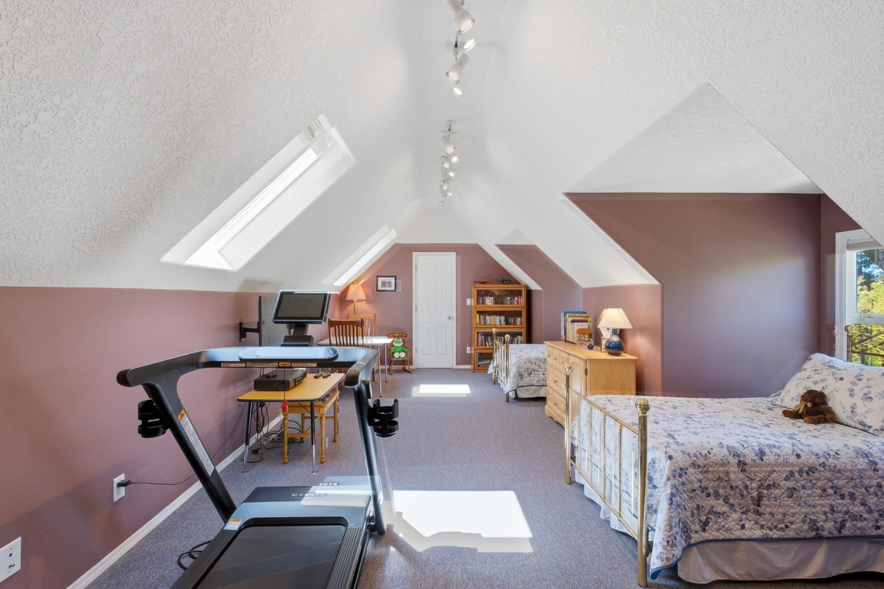  23200 NE OLD YAMHILL RD Newberg, OR 97132 - 物件實景
