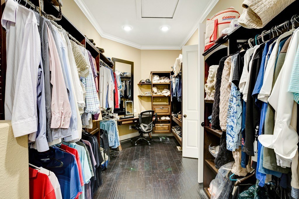 Hiawassee, Georgia, 30546, United States, 4 Bedrooms Bedrooms, ,5 BathroomsBathrooms,Residential,For Sale,1983256