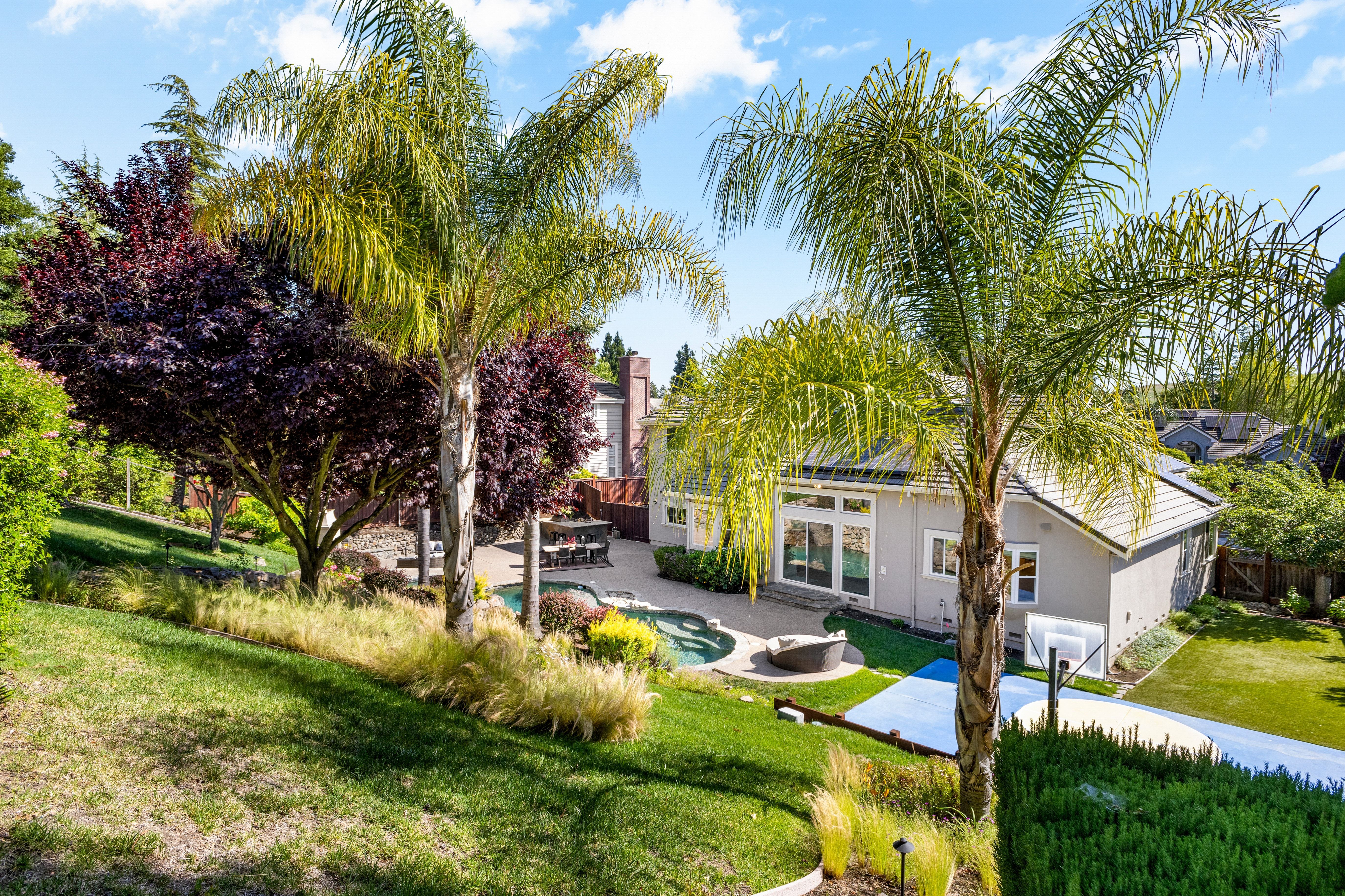  Exceptional Northridge Estates Home on Expansive Private Lot - 物件實景