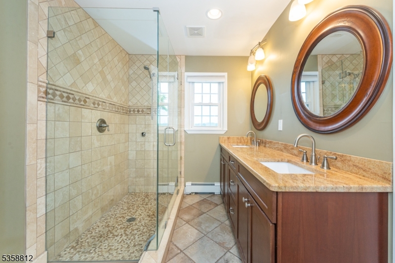 Sparta Twp., New Jersey, 07871, United States, 4 Bedrooms Bedrooms, ,3 BathroomsBathrooms,Residential,For Sale,1901474