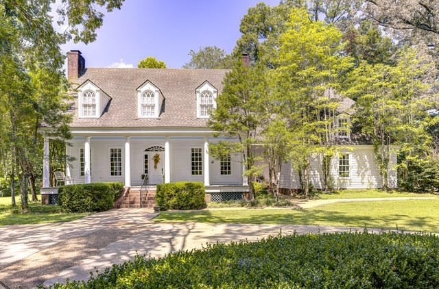Vicksburg, Mississippi, 39183, United States, 4 Bedrooms Bedrooms, ,4 BathroomsBathrooms,Residential,For Sale,1919653
