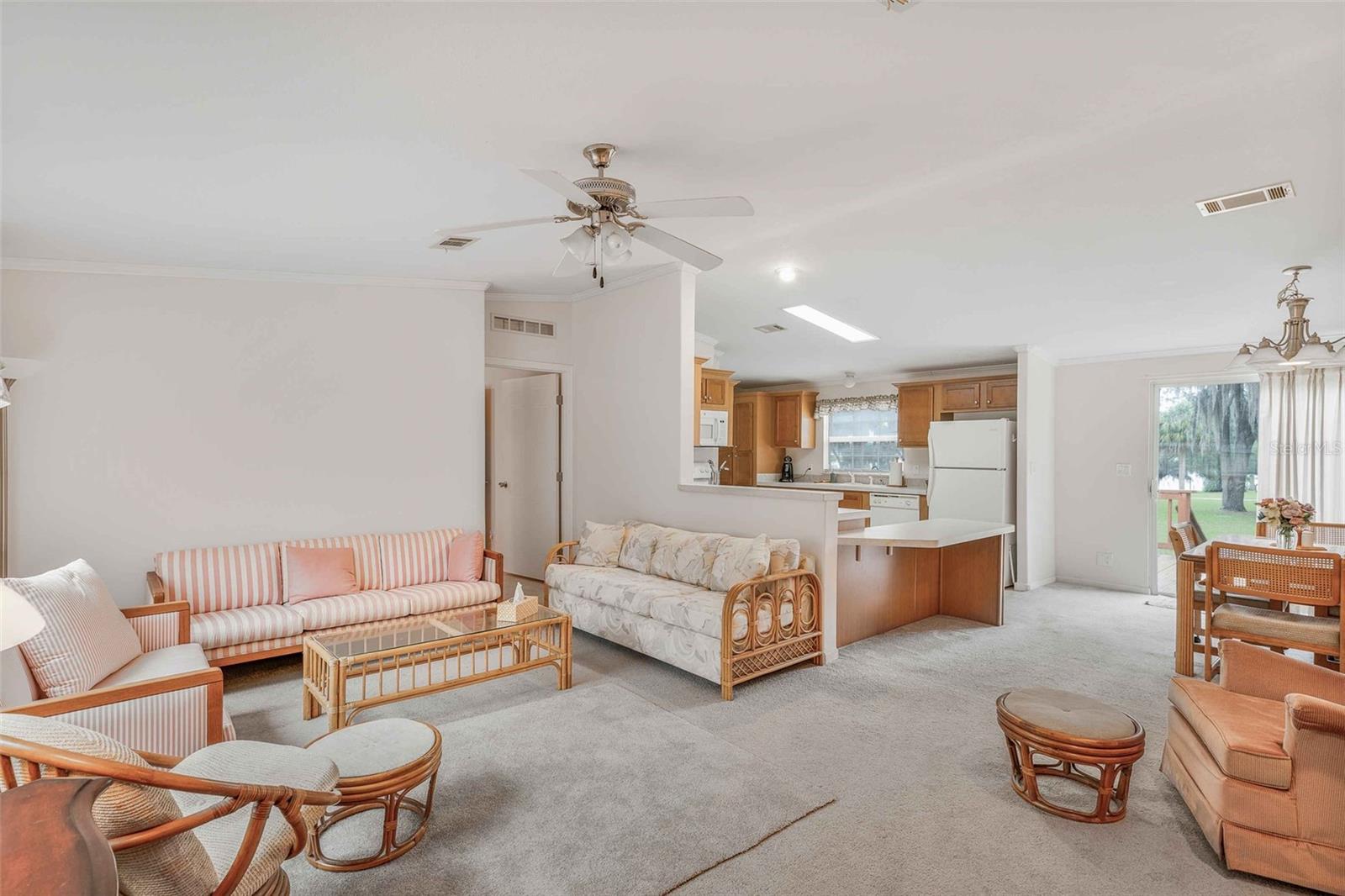 DUNNELLON, Florida, 34431, United States, 15 Bedrooms Bedrooms, ,10 BathroomsBathrooms,Residential,For Sale,1829538
