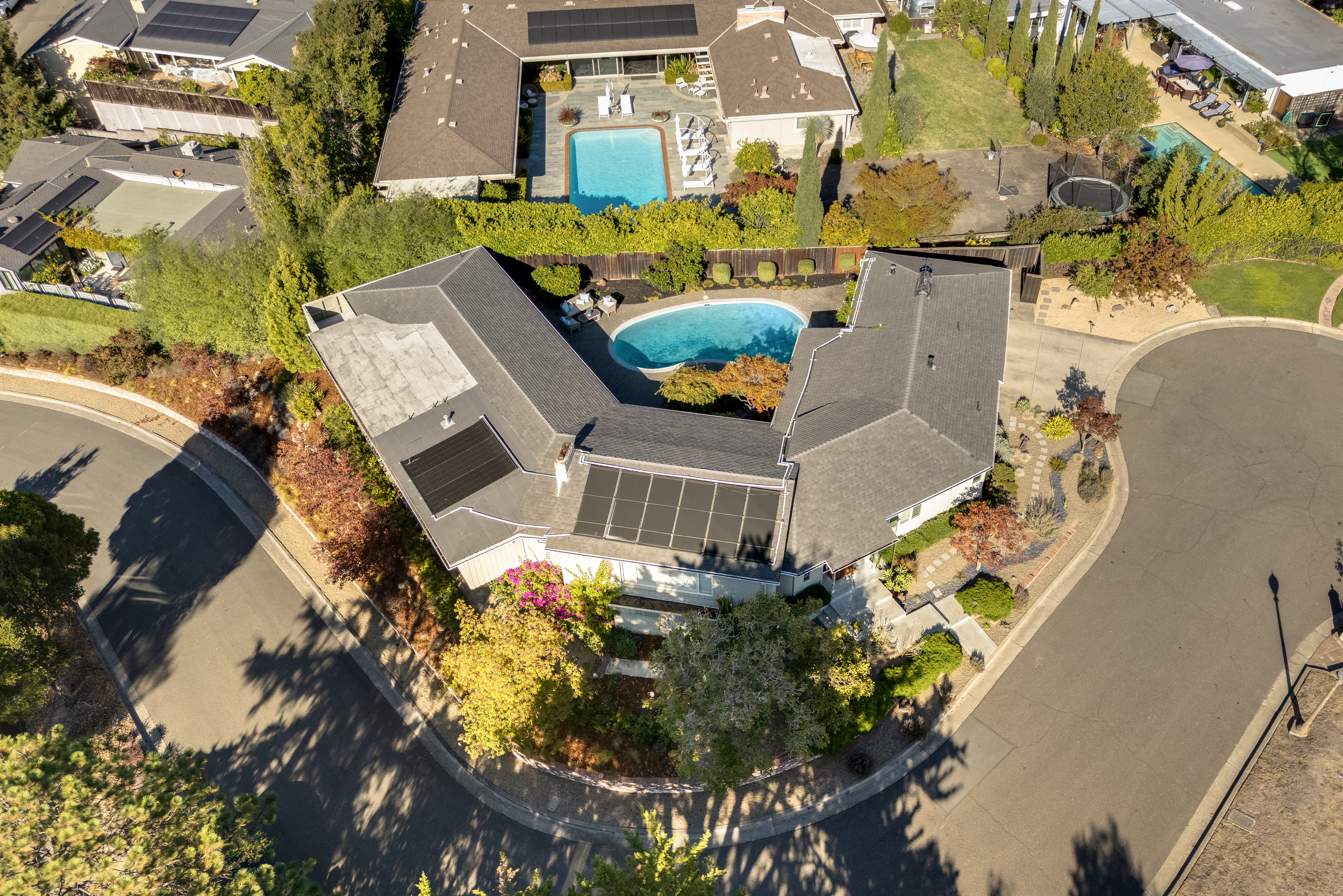  Piedmont Mid-Century Modern “Crescent” Home - 物件實景